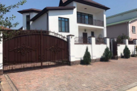 Дом 347,8 м² на участке 6 сот.