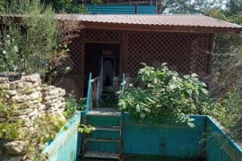 Дом 51 м² на участке 13,5 сот.. 